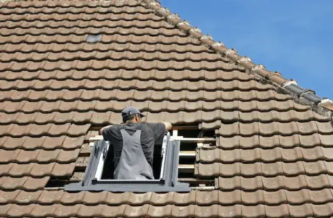Pose de velux - Corneilla-de-Conflent